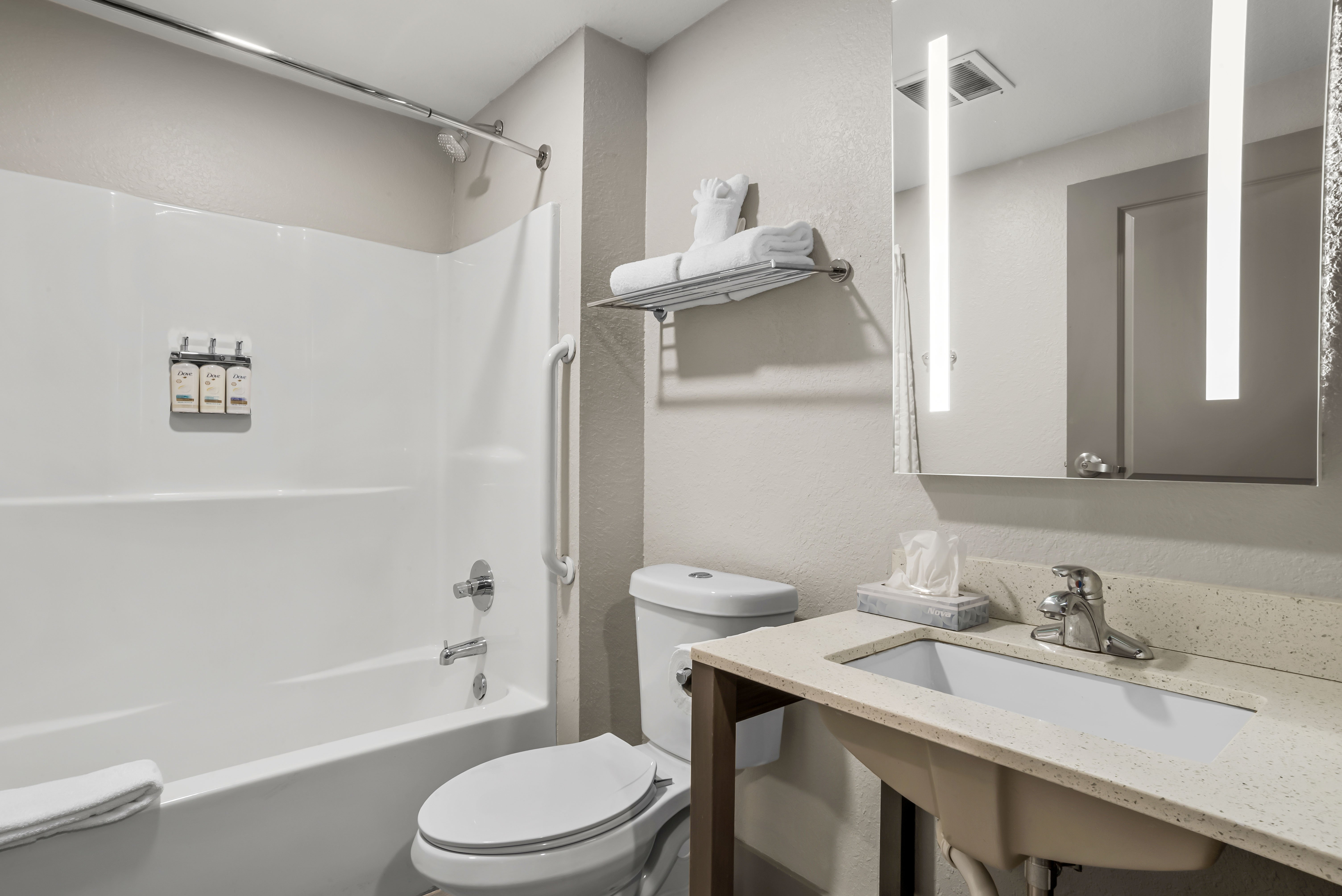 Hawthorn Suites By Wyndham Panama City Beach Fl 48/50