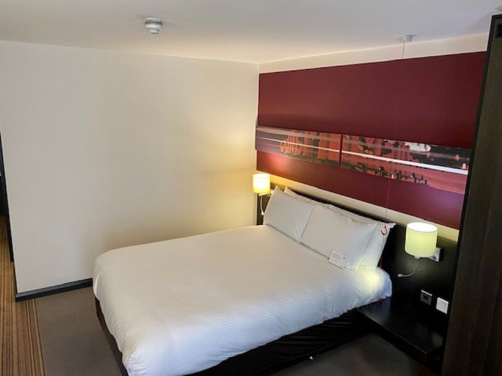 Crowne Plaza Birmingham City Centre, an IHG Hotel 16/84