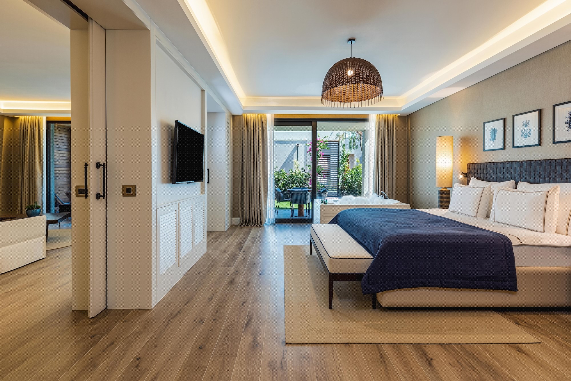 GRAND GARDEN SUITE
