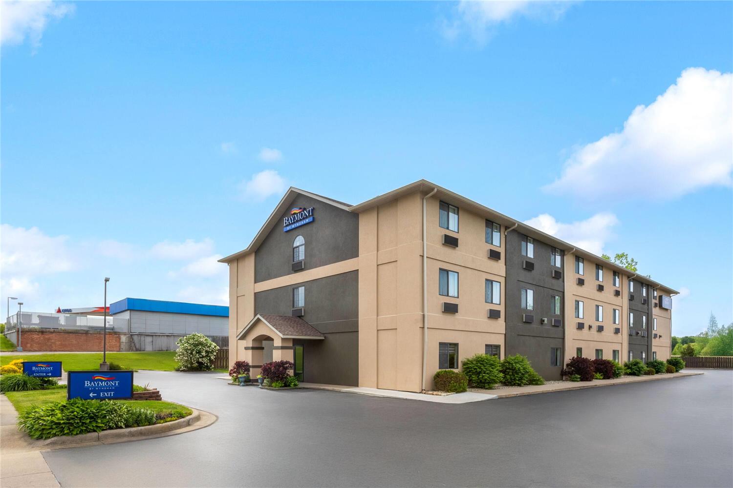 Baymont by Wyndham Paw Paw 3/17