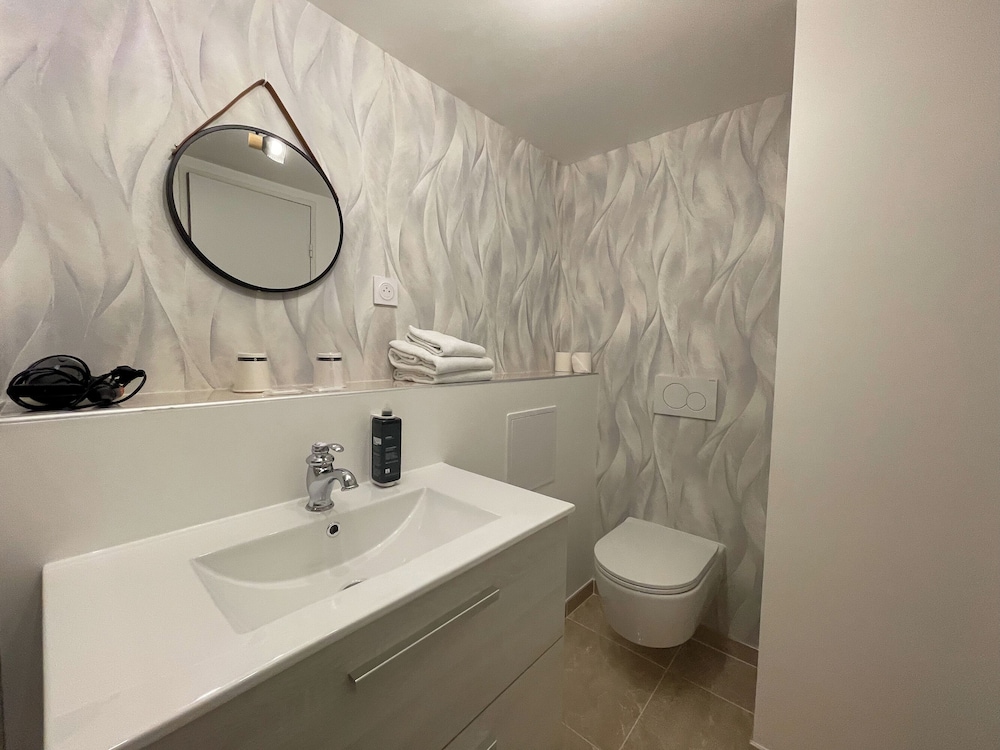 Eqynox Hotel 50/57