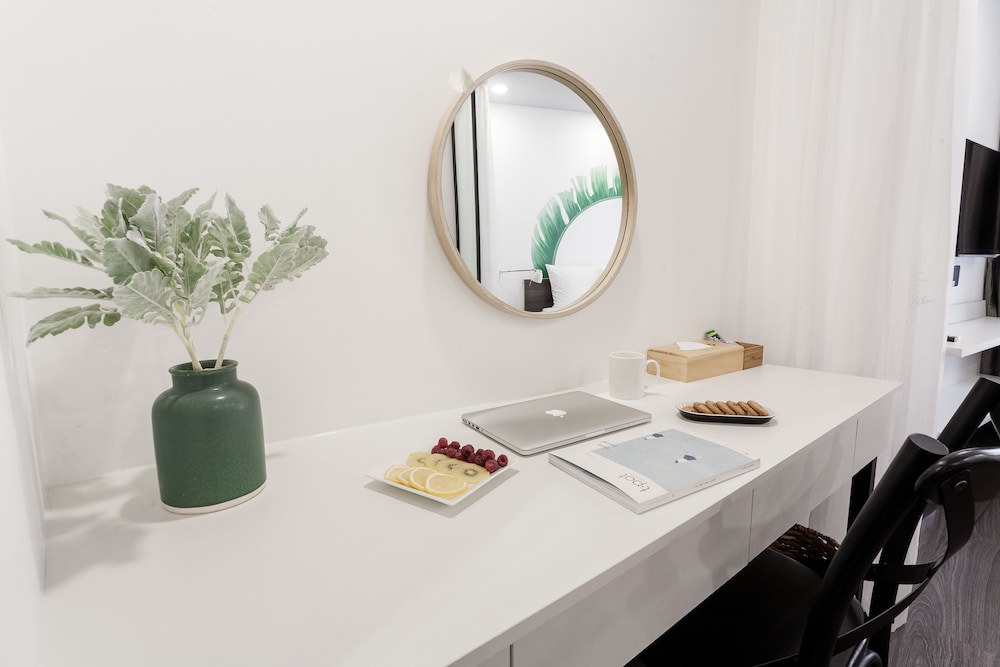 La Regatta Boutique Residences 10/72