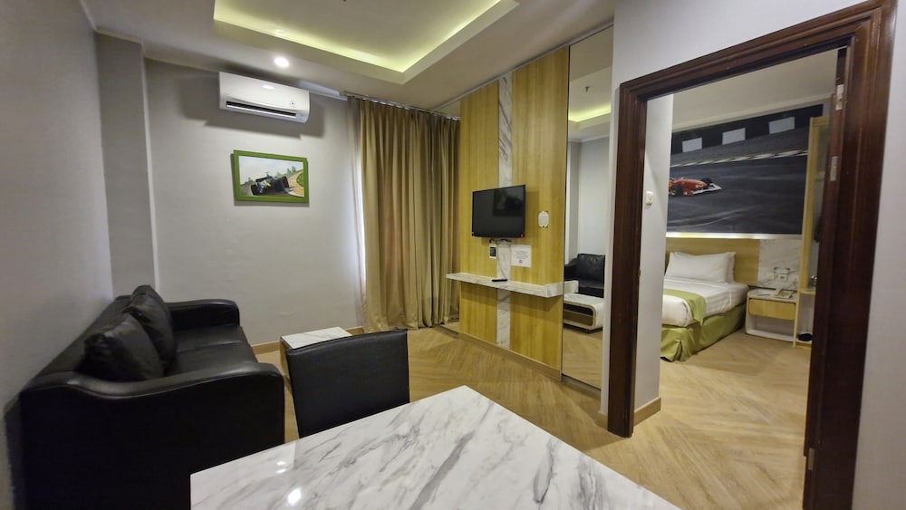 Syariah Hotel Sentul 12/23