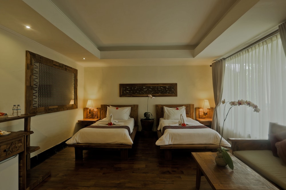 Sri Ratih Cottages 13/50