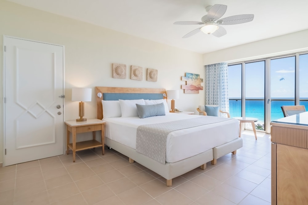 Master, Suite, King Bed, Ocean View