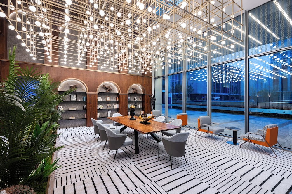 Novotel Shanghai Baoshan Jiusi 22/46