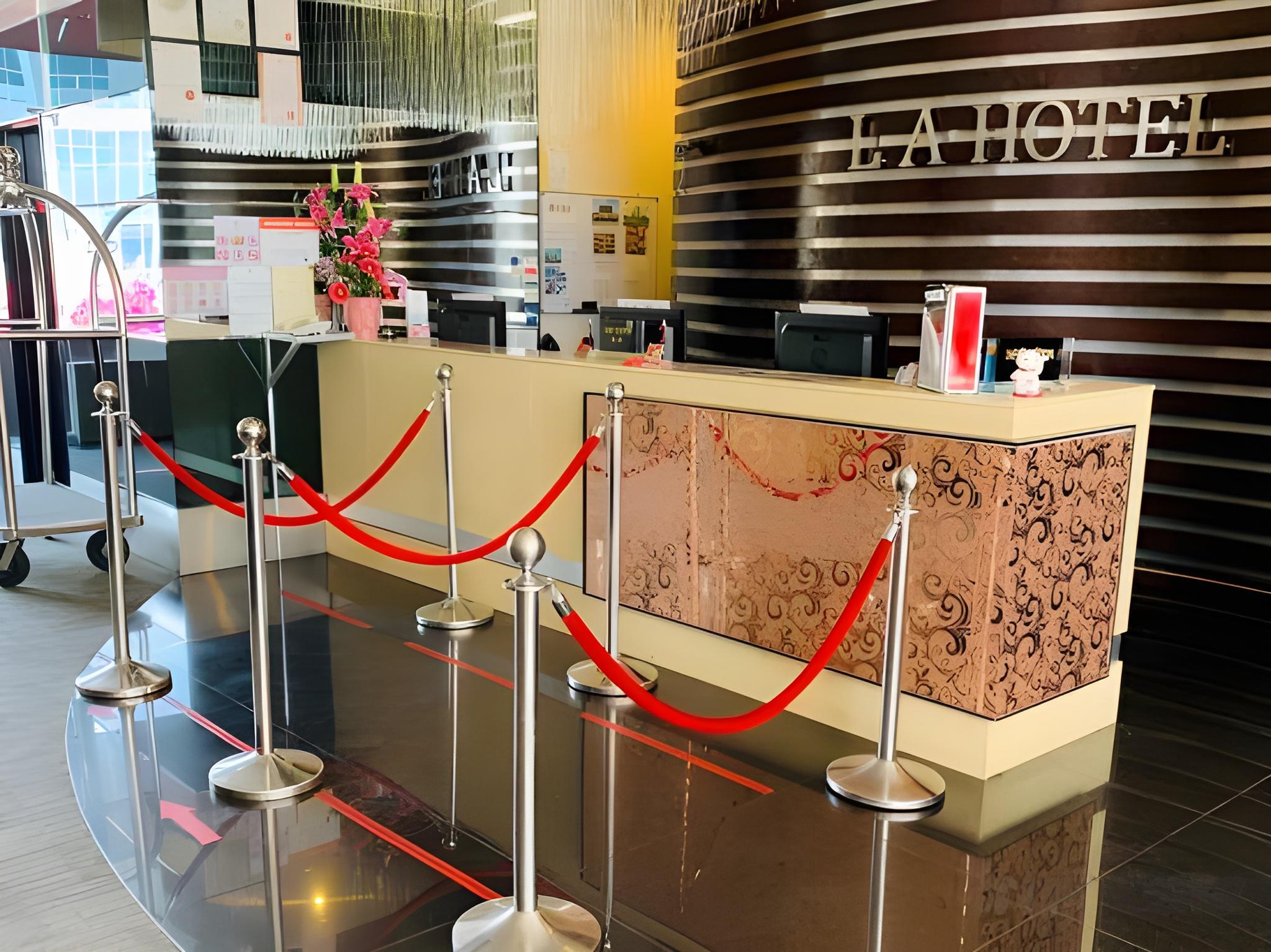 LA Hotel Tawau 11/24