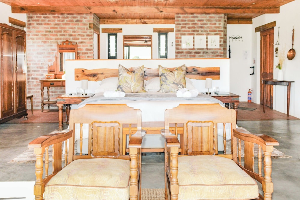 Duikersdrift Winelands Country Escape 34/50