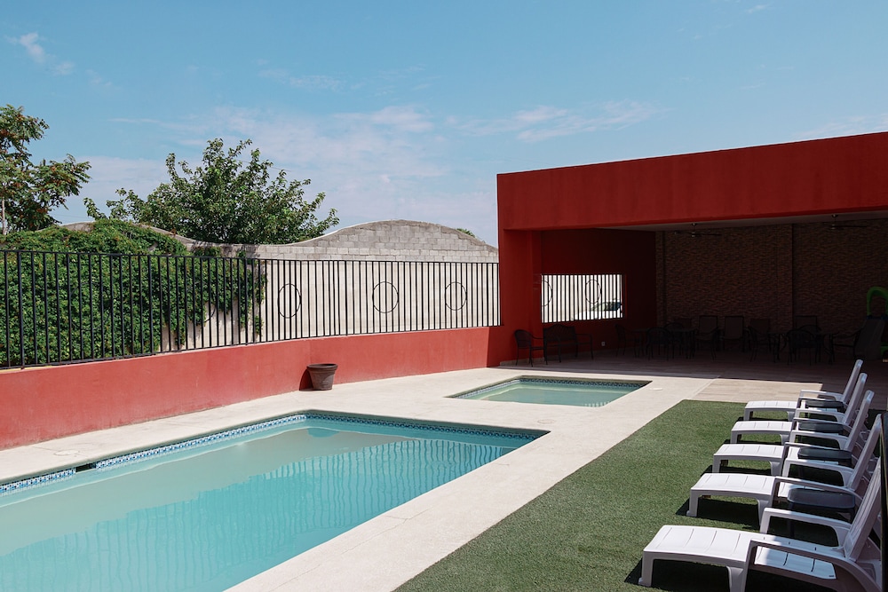 Hotel Conquistador Inn By US Consulate 17/32