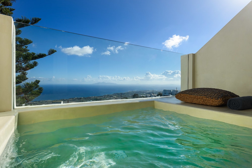 Divelia East Suites 29/48