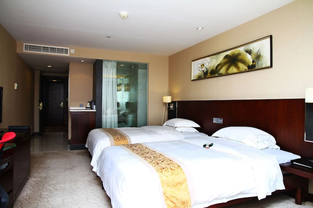 The Pavilion Hotel 17/50