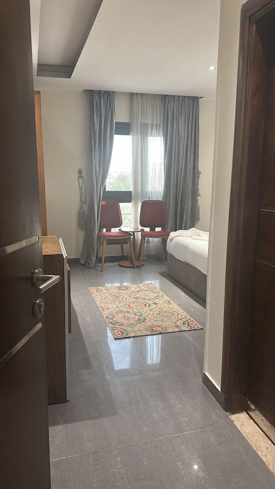 Pyramids Yard Hotel 43/57