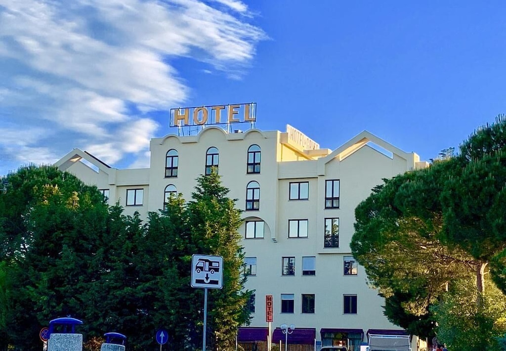 Il Grifo Hotel E Bisteccheria Toscana 4/63