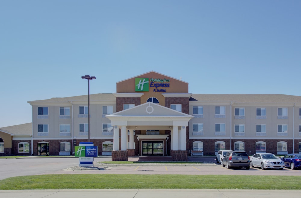 Holiday Inn Express Hotel Suites Le Mars 1/48