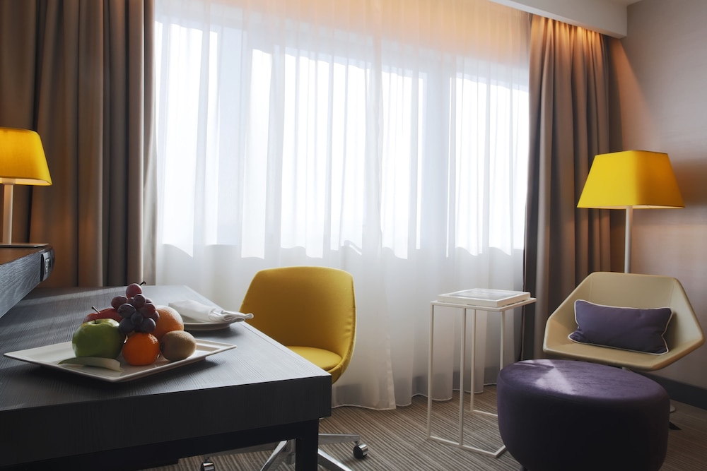 Crowne Plaza Belgrade 44/85