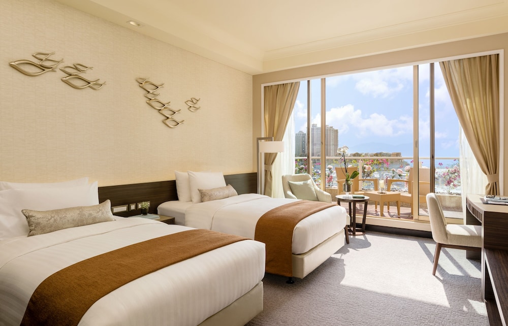 Gold Coast Hotel Hong Kong 17/64
