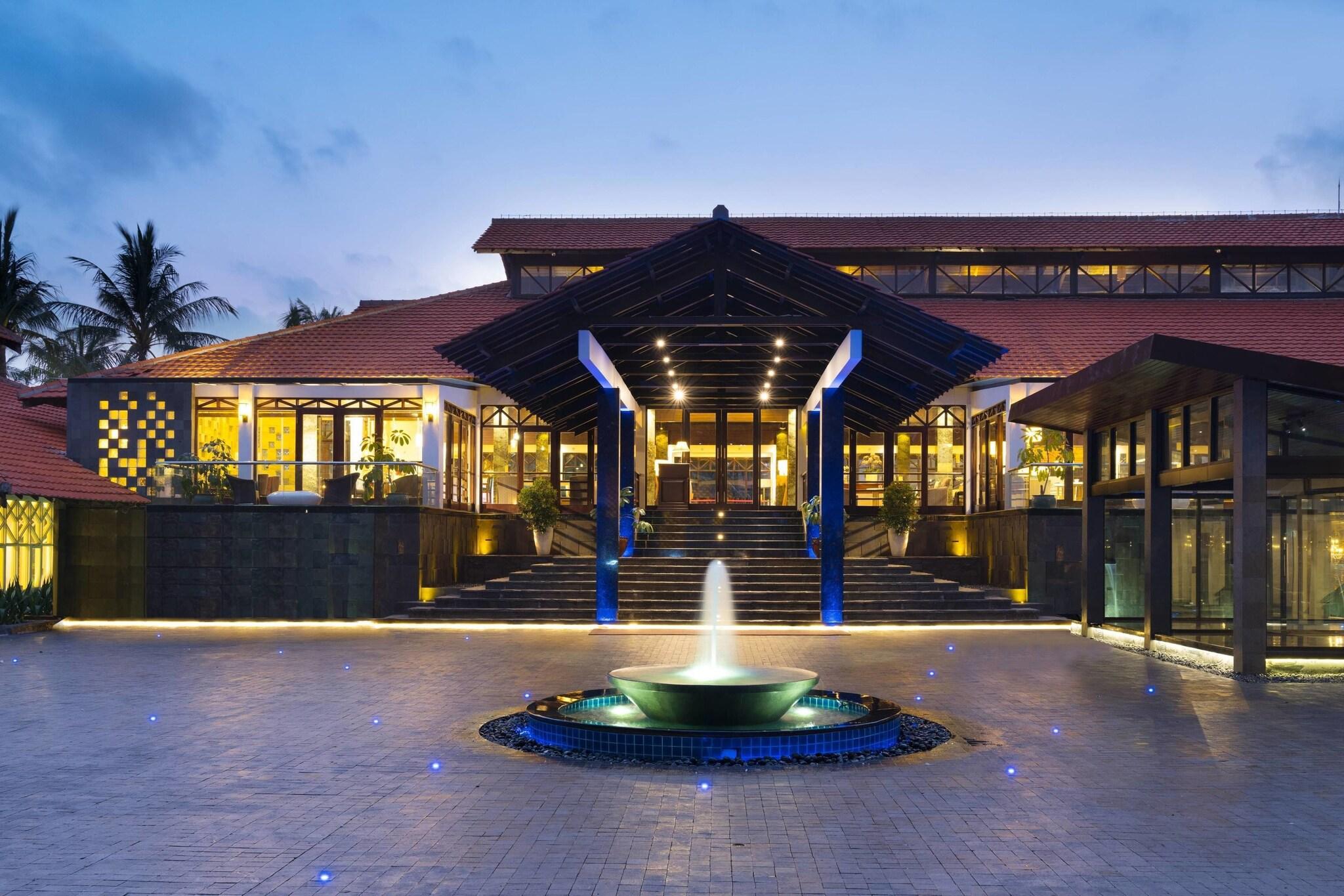 SHL Hotel and Resort 11/77