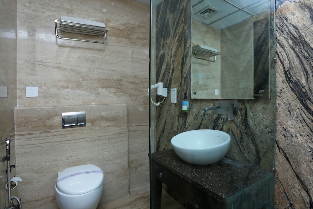 Hotel Uppal International 48/50