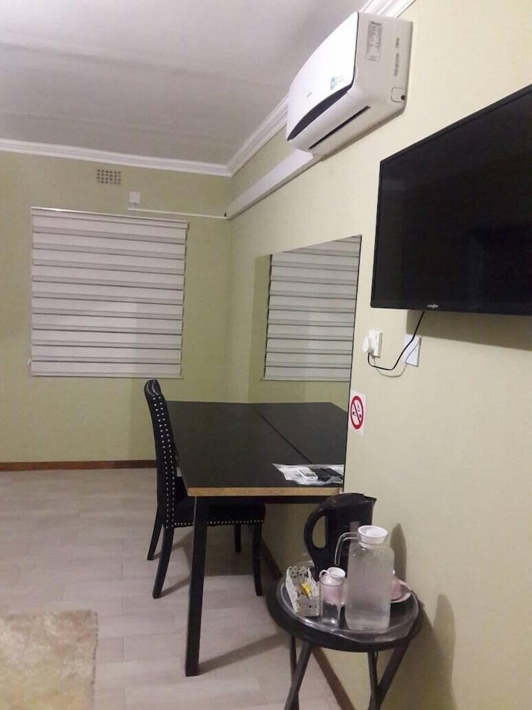 The New Mall Guest House 24/39