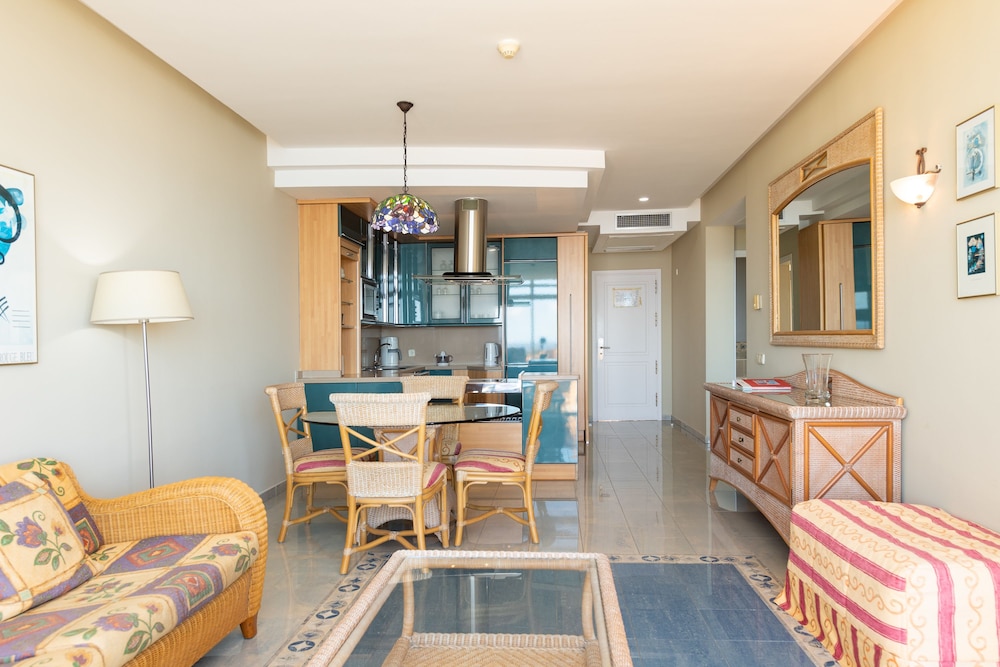Holiday Club Jardin De Amadores 39/64