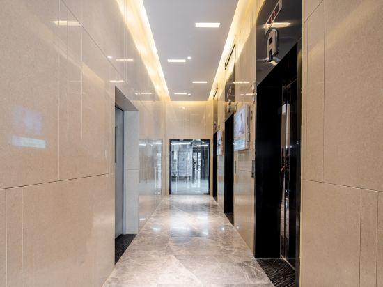 Lavande Hotel (Chengdu Panda Base store) 13/31