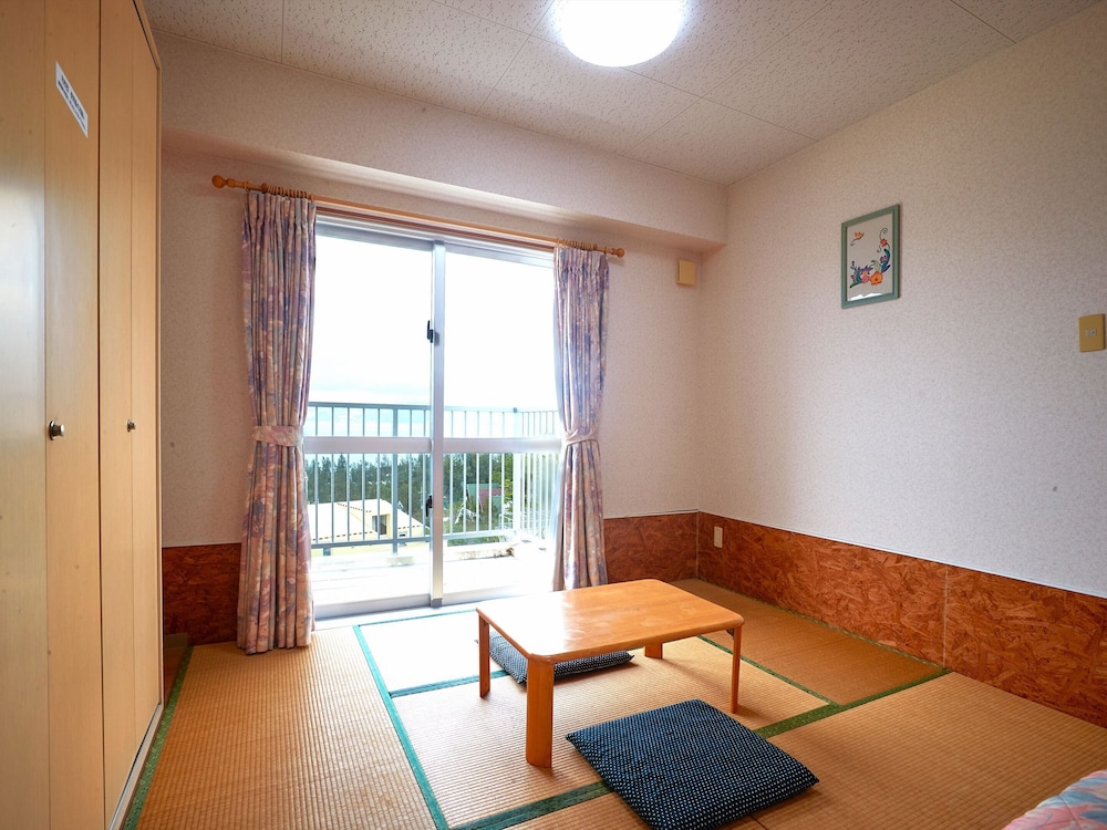 Condominium Hotel Shimanchu Club 32/50