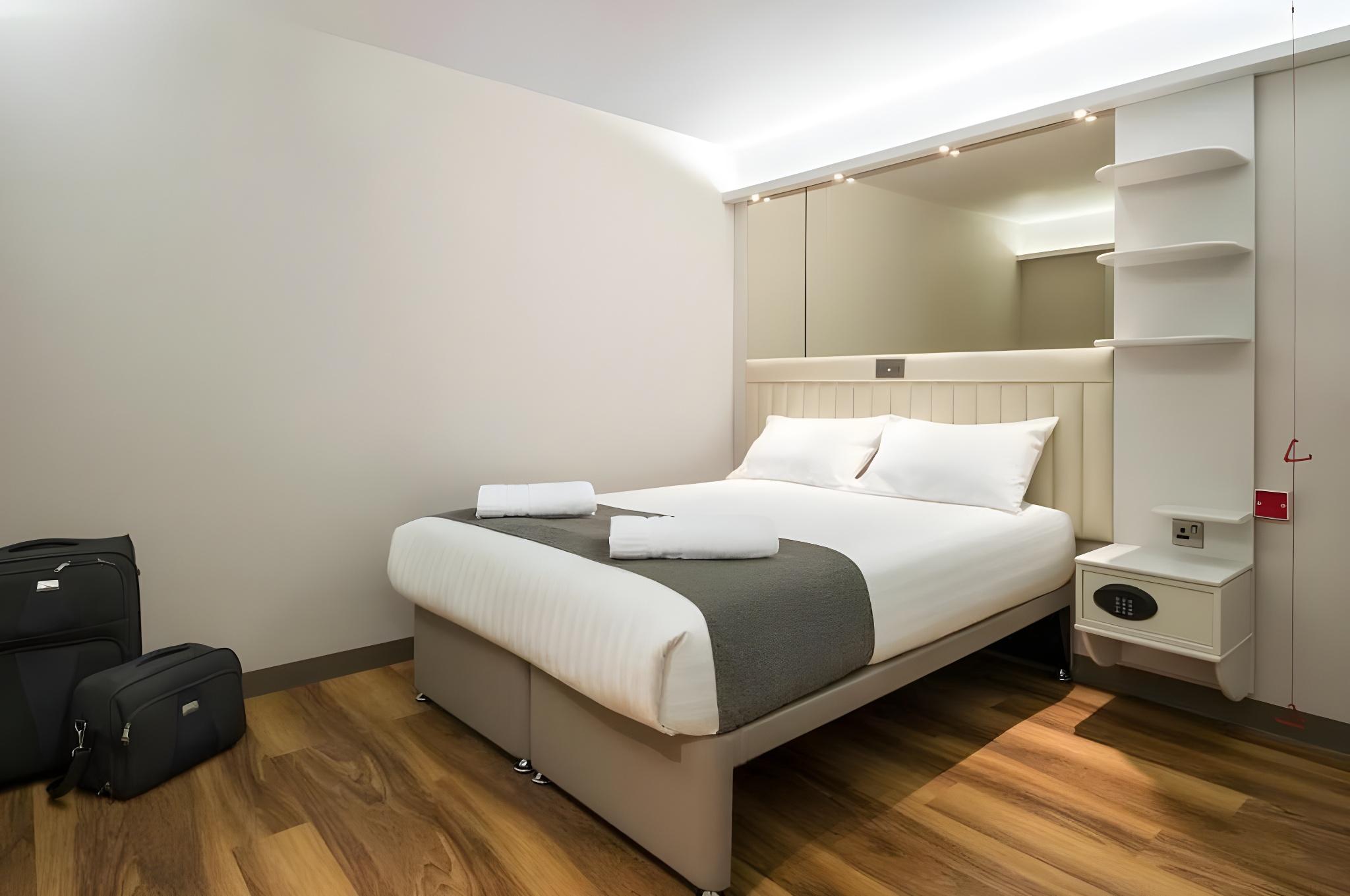 Standard, Double Bed, No Window