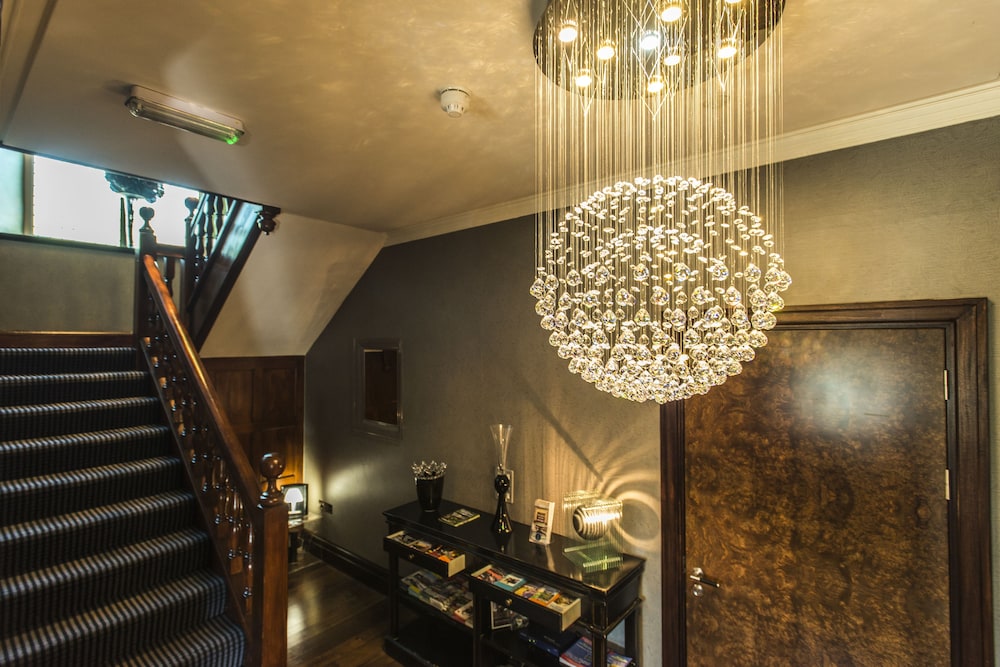 Windermere Suites 17/39