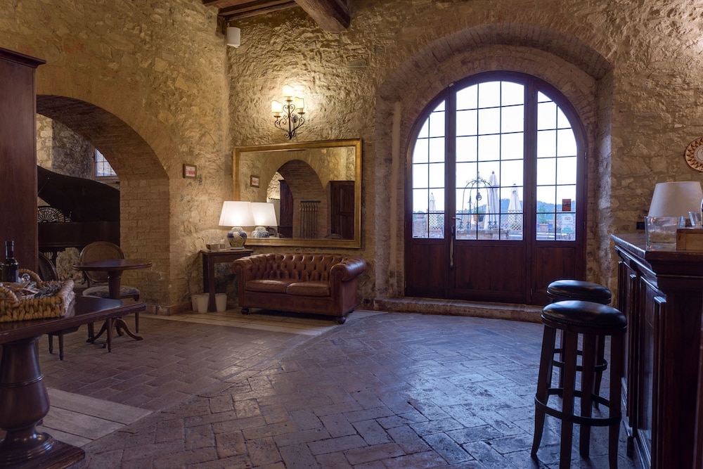 Residence Borgo Il Poggiaccio 36/82