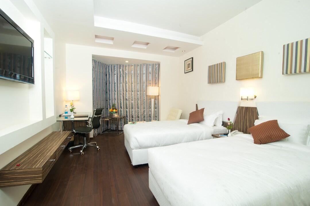 Hotel Ambica Sea Green 11/24