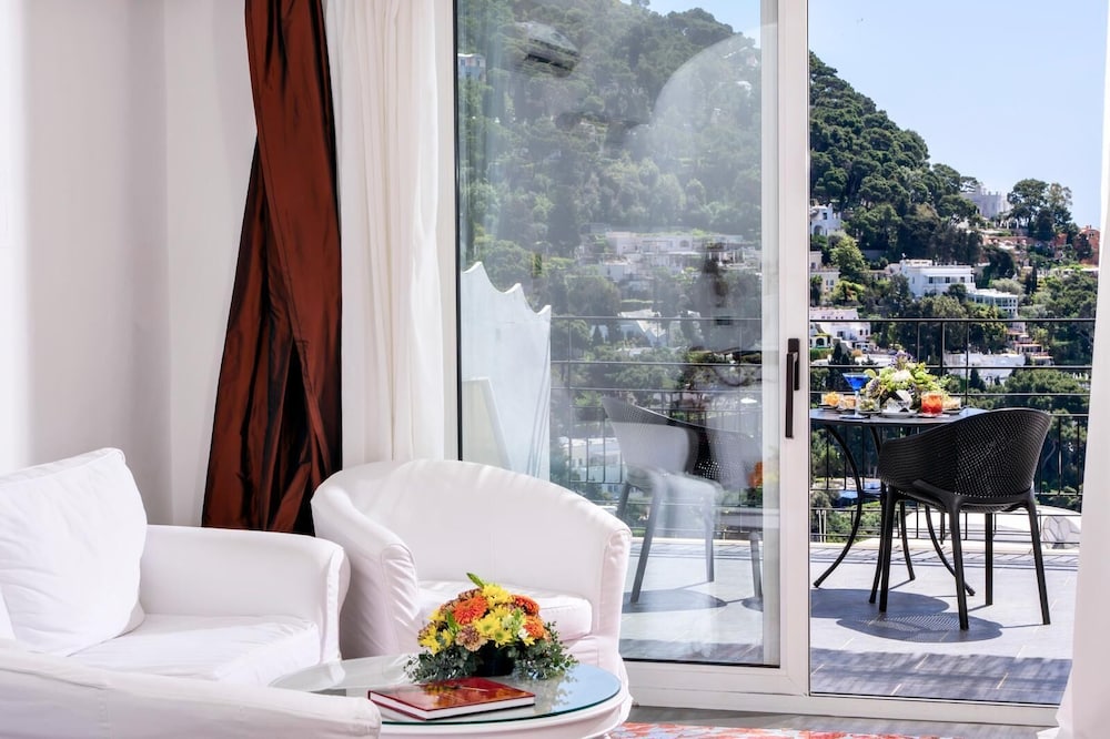 Regina Cristina Hotel 33/49