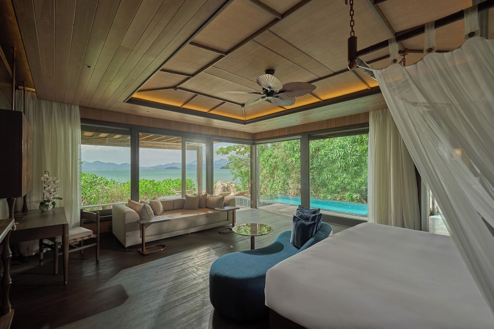Pool, Villa, King Bed, Beach Front، An Lam Retreats Ninh Van Bay 2/3