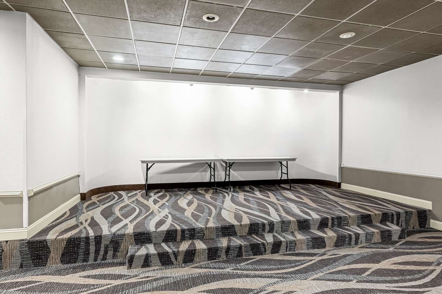SureStay by Best Western SeaTac Airport North 14/18