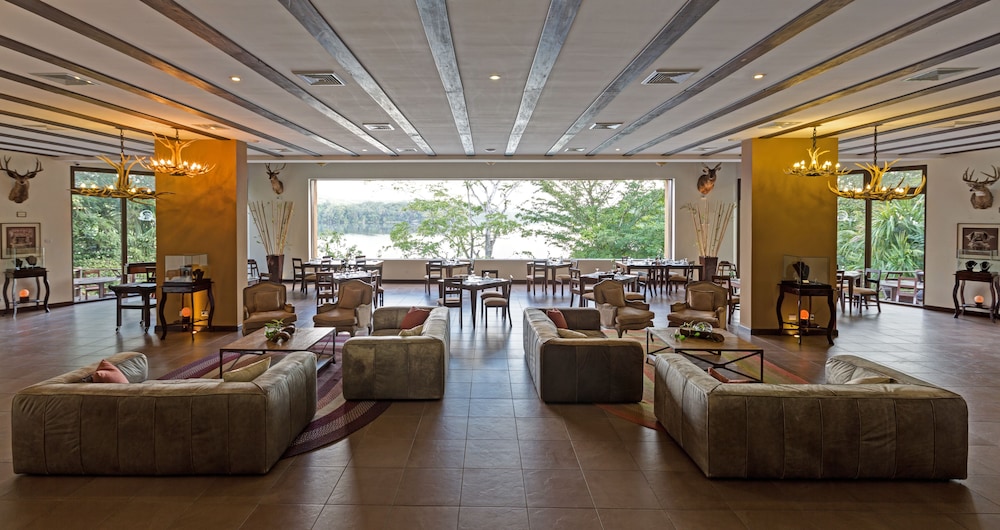 Las Lagunas Boutique Hotel 30/50