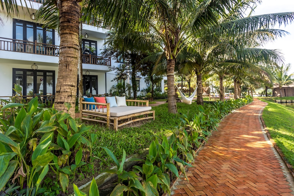 Christina's Hoi An - Tra Que Riverside Villas 34/50