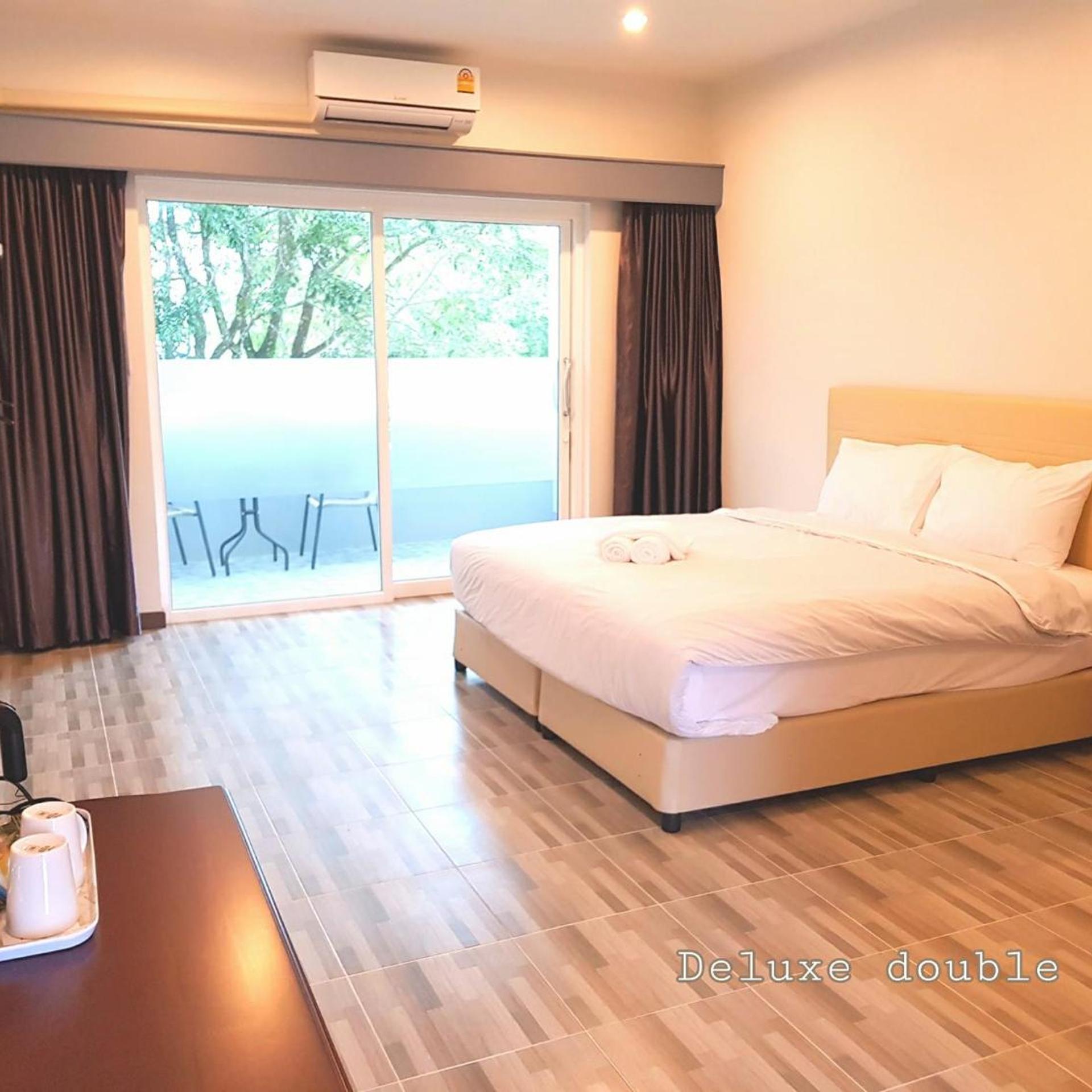 Deluxe, Double Bed