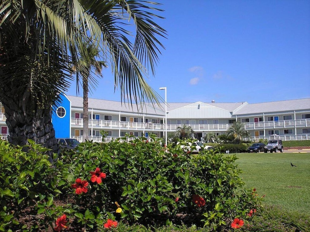 Inn at The Waterpark 12/64
