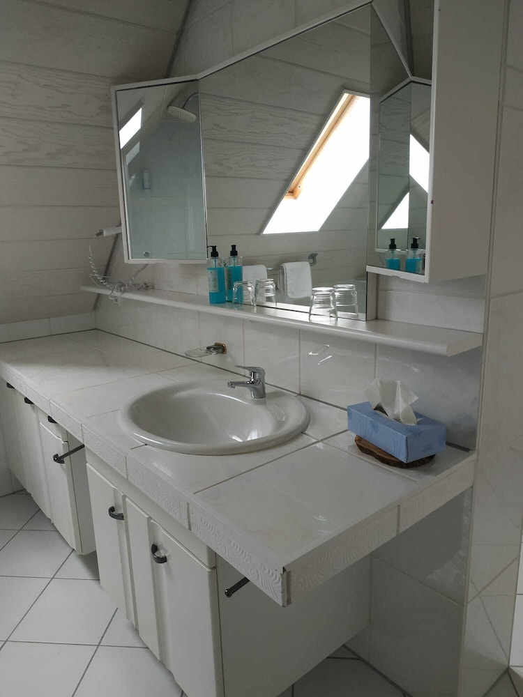 Flat, Apartment, Double and Twin Beds, Two Story, Sofa, Balcony، Hotel Waldblick 4/8