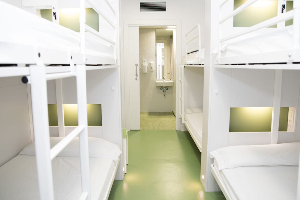 Sant Jordi Hostels Sagrada Familia 30/50