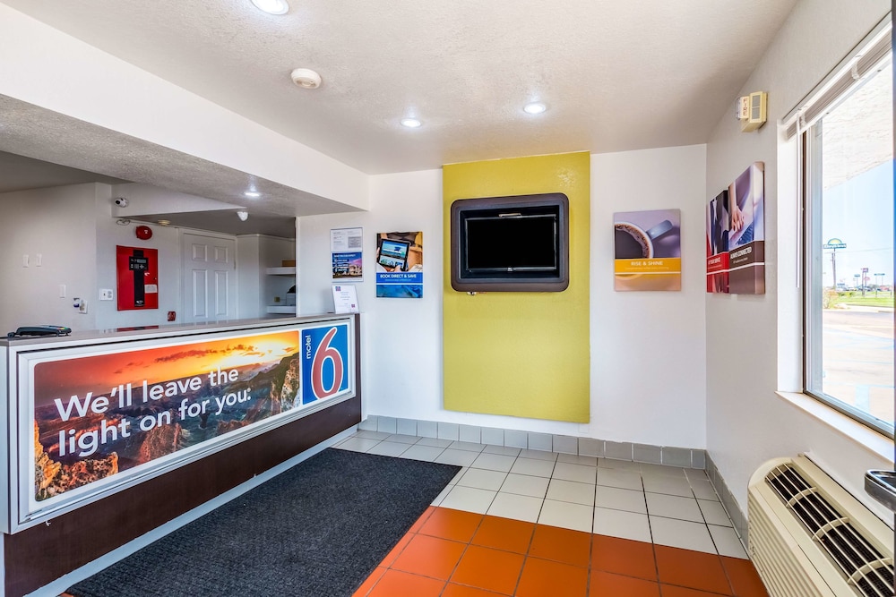 Motel6 Bellmead, TX - Waco 15/57