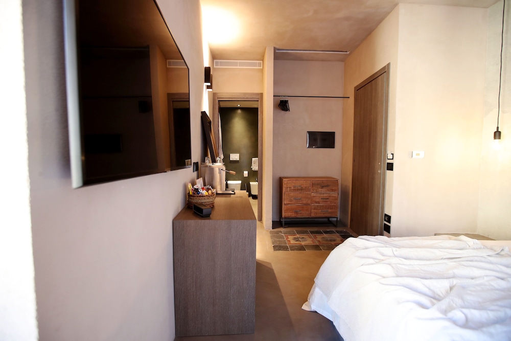 Casa Nostra Boutique Hotel 8/50