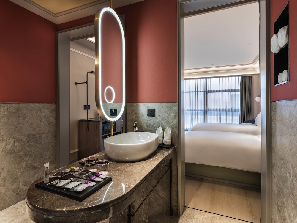 Mercure Beijing Zhongguancun 43/47
