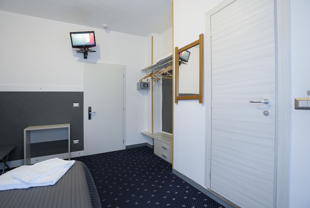 Hotel Rubino 60/63
