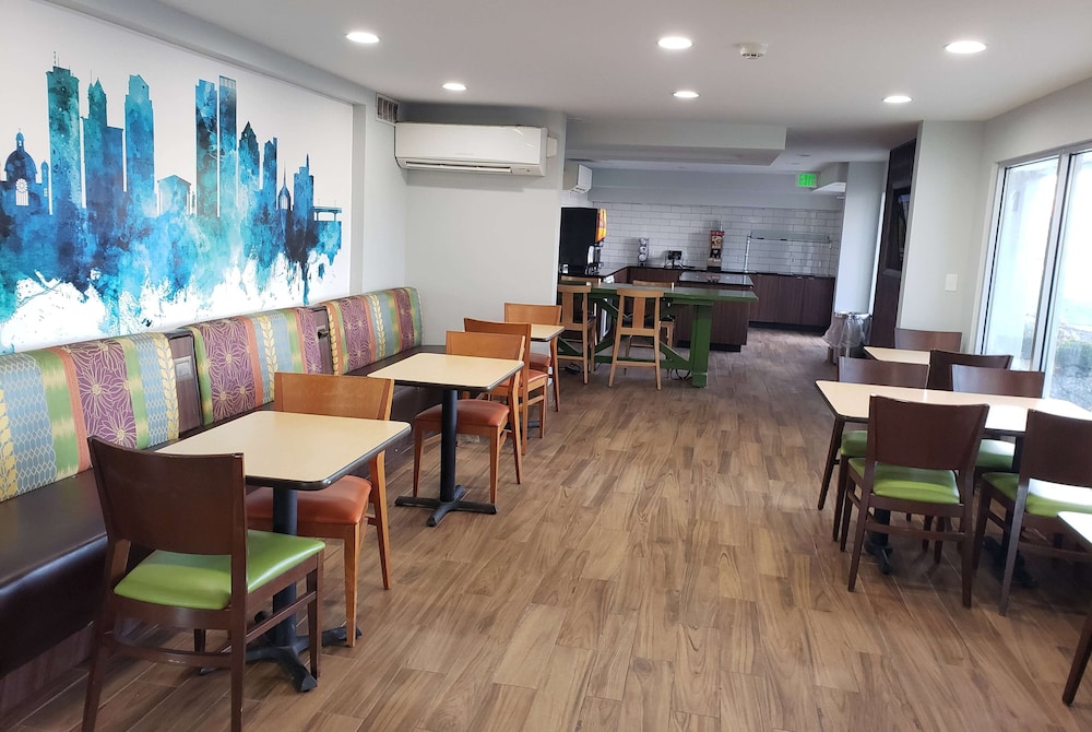 Wingate by Wyndham Dayton North 28/50