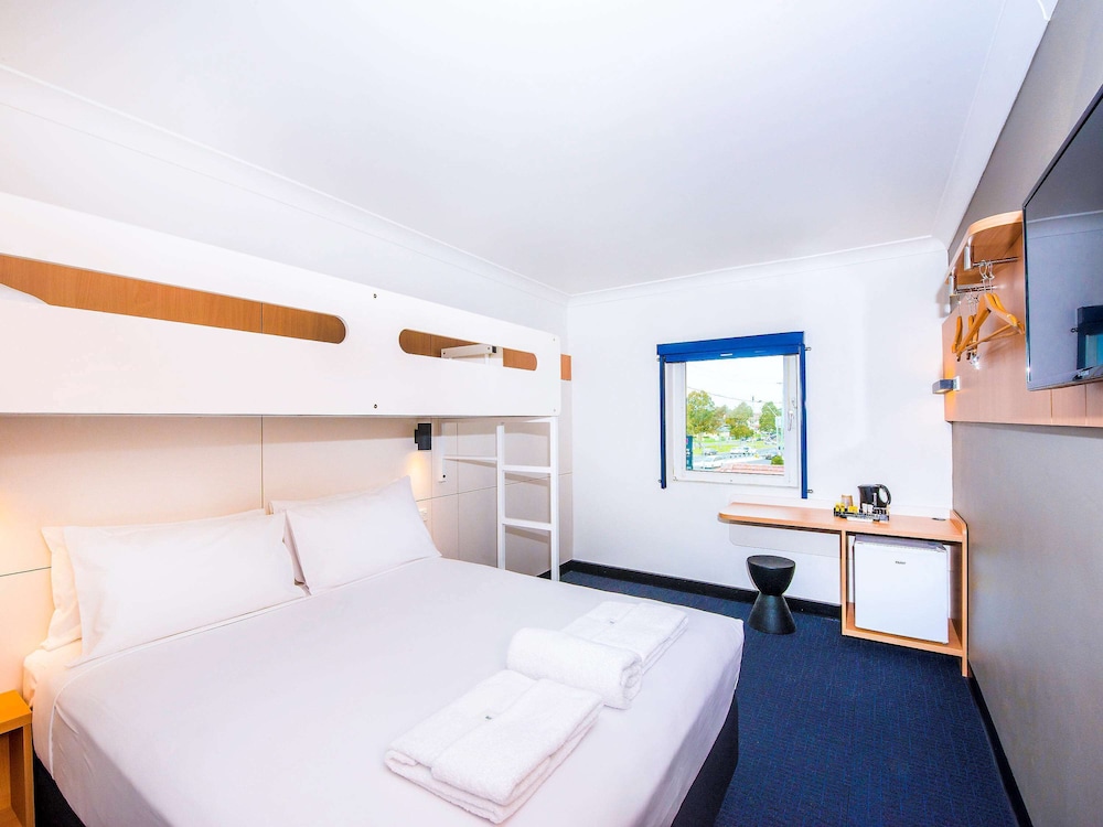 ibis budget Casula Liverpool 22/66