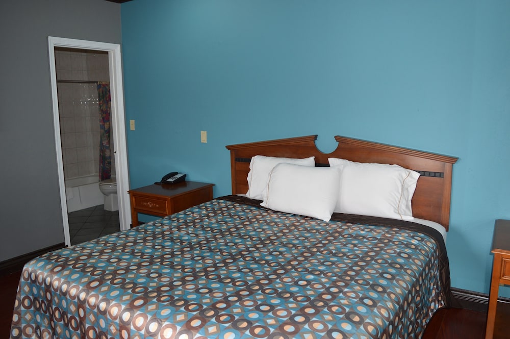 Eagle Inn Motel 15/35