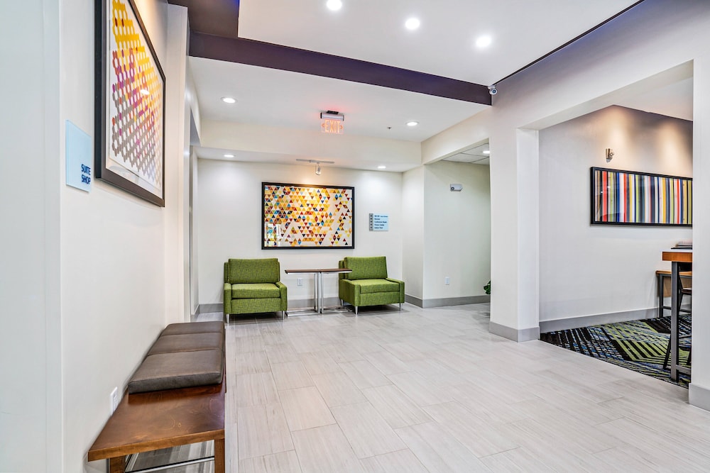Holiday Inn Express Hotel And Suites Van Buren Ft Smith Area 5/70