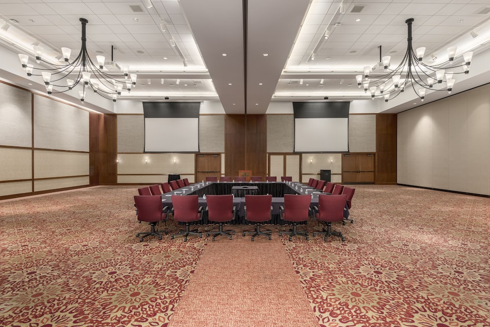 The Inn At Virginia Tech And Skelton Conference Center 35/50