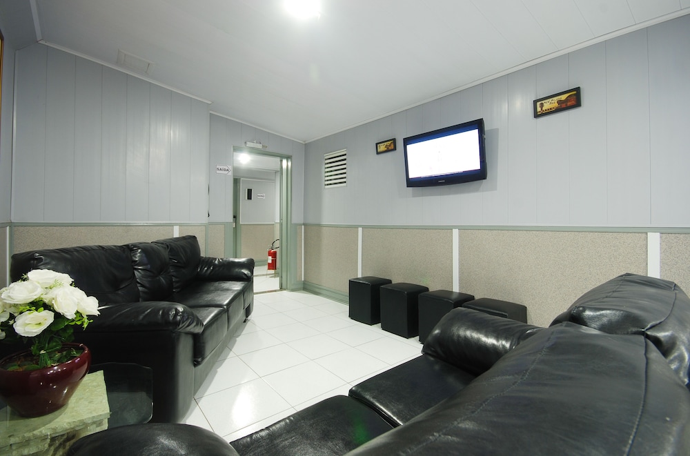 Calamares Hotel 20/49