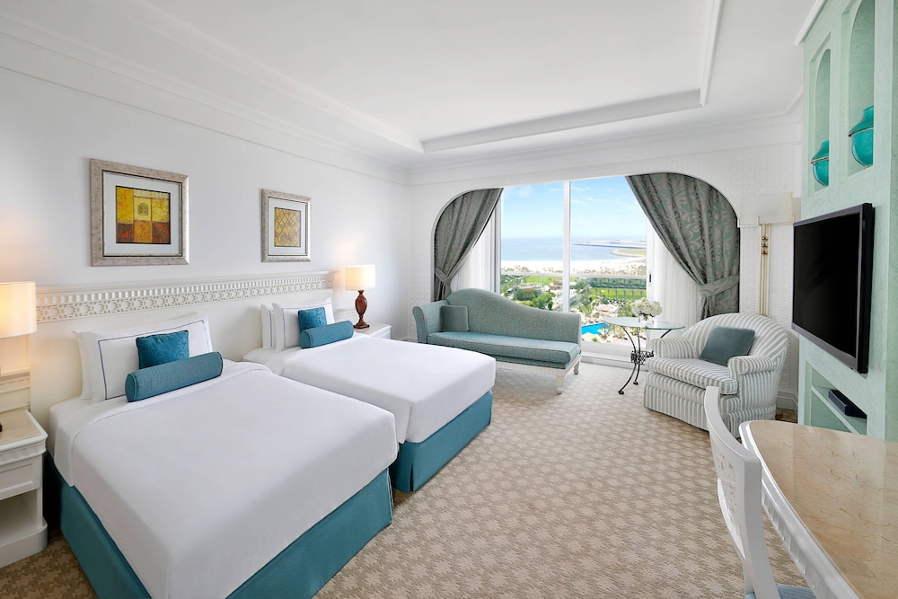 Al Habtoor Grand Resort, Autograph Collection 14/75